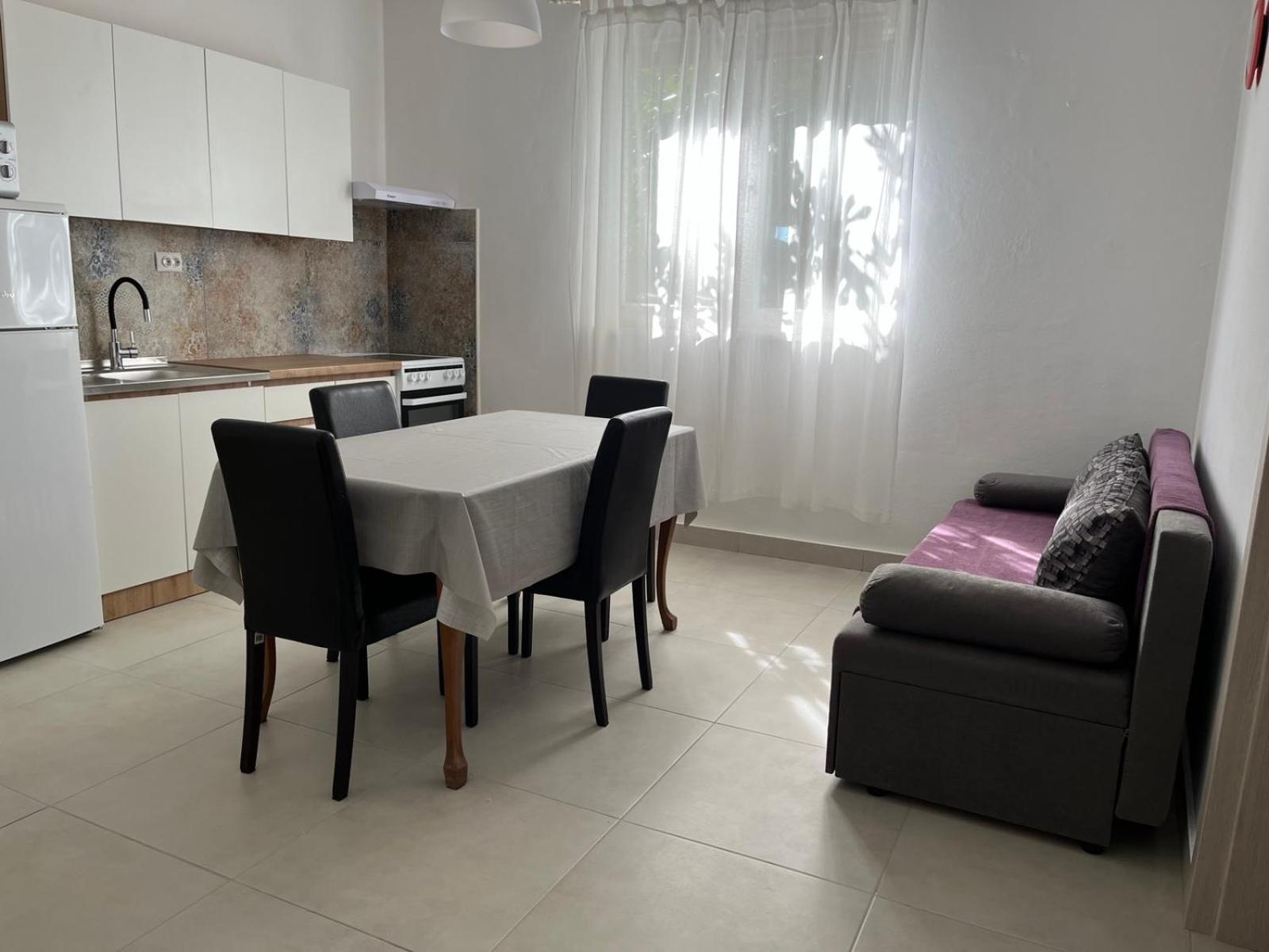 Apartment Patrik Betina  Εξωτερικό φωτογραφία